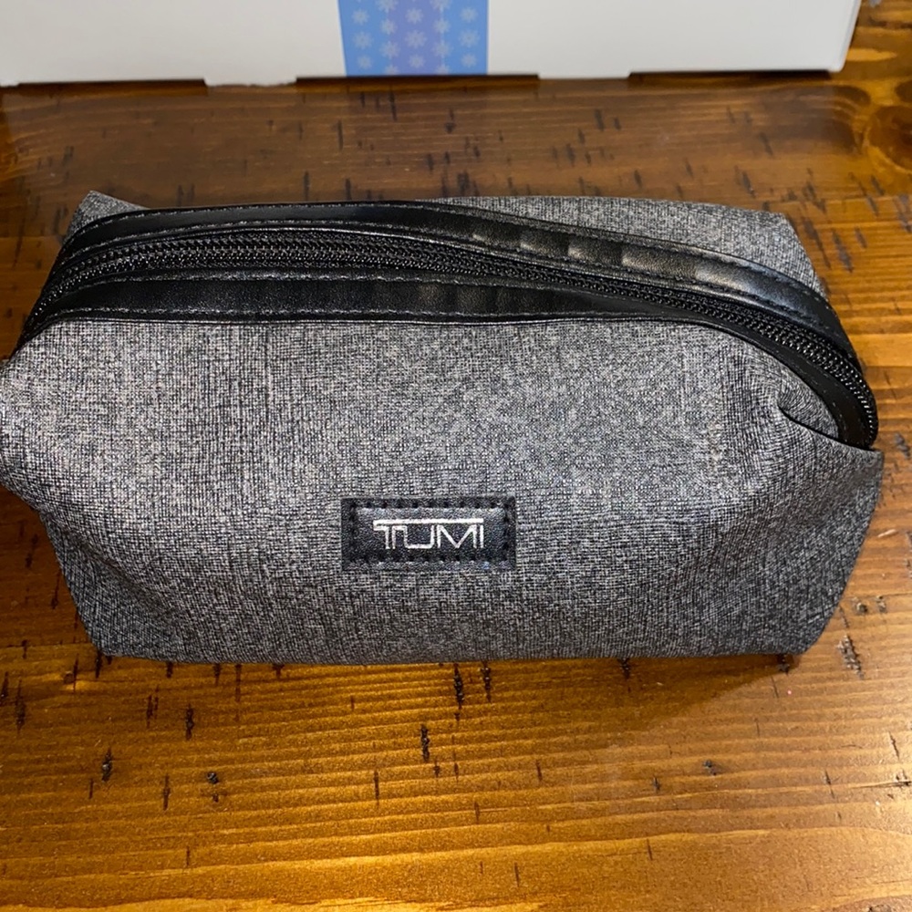 Tumi small cosmetic bag